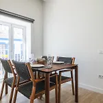 Downtown 1 Bedroom E - 150m From The Албуфейра